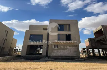 Villa - 4 Bedrooms - 4 Bathrooms for sale in Stei8ht - The 1st Settlement - New Cairo City - Cairo