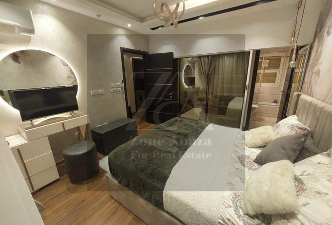 8329080 - Property Image 2