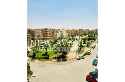 Apartment - 3 Bedrooms - 3 Bathrooms for sale in Al Shouyfat St. - District 1 - The 5th Settlement - New Cairo City - Cairo