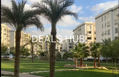 Apartment - 1 Bedroom - 2 Bathrooms for sale in The Residences - Hyde Park - New Cairo City - Cairo