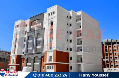 Apartment - 3 Bedrooms - 3 Bathrooms for sale in Alex West - Alexandria Compounds - Alexandria