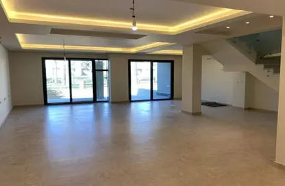دوبلكس - 4 غرف نوم - 3 حمامات للبيع في إيفوار - الشيخ زايد - الجيزة