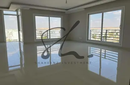 Apartment - 3 Bedrooms - 4 Bathrooms for sale in Hyde Park - 5th Settlement Compounds - The 5th Settlement - New Cairo City - Cairo
