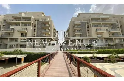 Apartment - 2 Bedrooms - 2 Bathrooms for sale in Mountain View iCity - 5th Settlement Compounds - The 5th Settlement - New Cairo City - Cairo