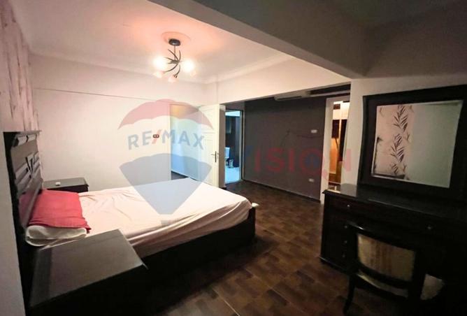 8331957 - Property Image 3