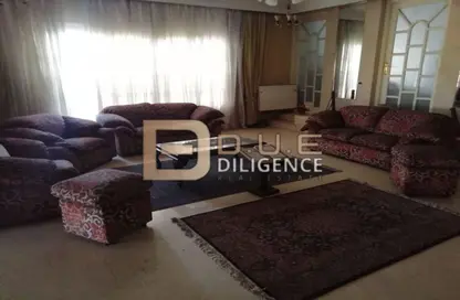 Apartment - 4 Bedrooms - 2 Bathrooms for sale in Hassan Ma'moon St. - 6th Zone - Nasr City - Cairo