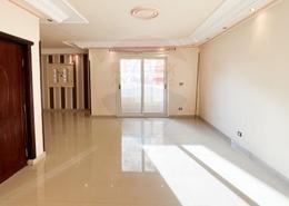 شقة - 3 غرف نوم - 1 حمام for للبيع in شارع المشير احمد اسماعيل - سيدي جابر - حي شرق - الاسكندرية
