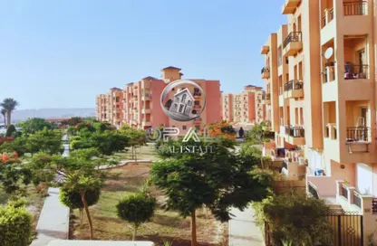 Apartment - 3 Bedrooms - 3 Bathrooms for sale in Dream Land St. - Dream Land - Al Wahat Road - 6 October City - Giza