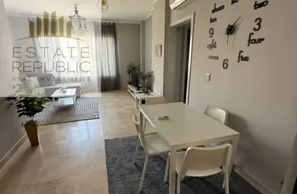 Apartment - 1 Bedroom - 1 Bathroom for sale in Palm Hills Village Gate - South Investors Area - New Cairo City - Cairo