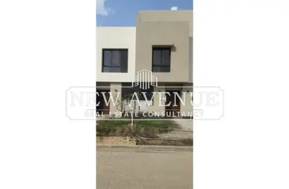 شقة - 3 غرف نوم - 4 حمامات للبيع في كمبوند البروج - كمبوندات الشروق - مدينة الشروق - القاهرة