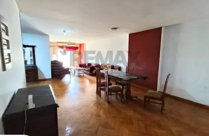 شقة - 3 غرف نوم - 2 حمامات للبيع في شارع محمد فوزي معاذ - سموحة - حي شرق - الاسكندرية