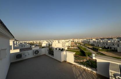 فيلا - 3 غرف نوم - 4 حمامات للايجار في ماونتن فيو 4 - كمبوندات 6 أكتوبر - مدينة 6 أكتوبر - الجيزة
