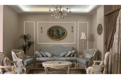 Apartment - 3 Bedrooms - 2 Bathrooms for sale in Doctor Samira Moussa St. - 5th District - Obour City - Qalyubia