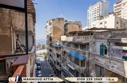 Apartment - 3 Bedrooms - 2 Bathrooms for sale in Al Geish Road - Azarita - Hay Wasat - Alexandria