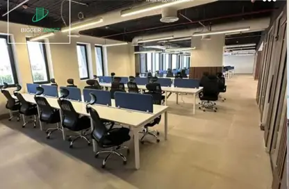 Office Space - Studio - 6 Bathrooms for rent in Rock Gold Mall - 5th Settlement Compounds - The 5th Settlement - New Cairo City - Cairo