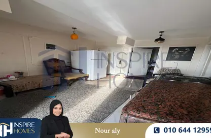 شقة - 1 حمام للايجار في شارع مدرسة الريادة - سموحة - حي شرق - الاسكندرية