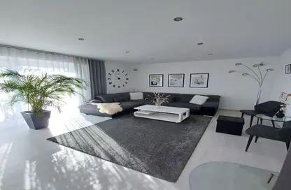 شقة - 3 غرف نوم - 4 حمامات للبيع في بيفرلي هيلز - كمبوندات الشيخ زايد - الشيخ زايد - الجيزة