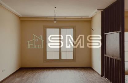 Apartment - 3 Bedrooms - 3 Bathrooms for sale in Bait Alwatan - The 5th Settlement - New Cairo City - Cairo