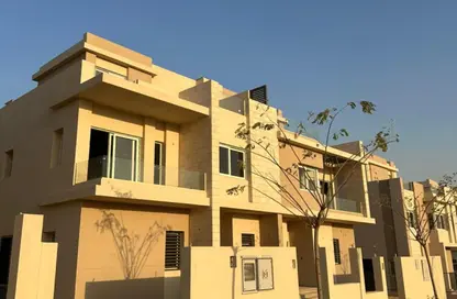 Twin House - 3 Bedrooms - 3 Bathrooms for sale in Tawny - Cairo Alexandria Desert Road - Giza