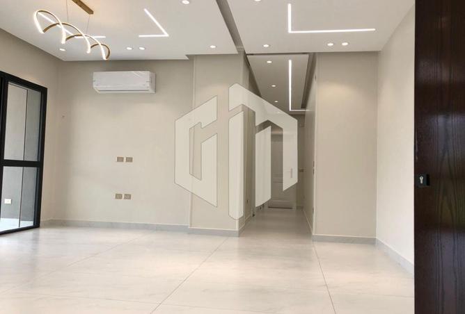 8322747 - Property Main Image