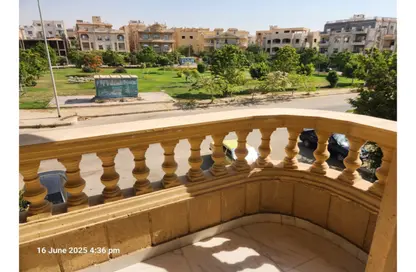 Whole Building - 7+ Bedrooms - 7+ Bathrooms for rent in Al Narges 4 - Al Narges - New Cairo City - Cairo