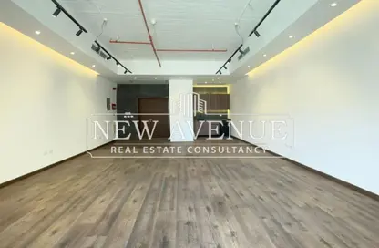 مساحات مكتبية - استوديو - 1 حمام للايجار في ديستريكت 5 - كمبوندات التجمع الخامس - التجمع الخامس - مدينة القاهرة الجديدة - القاهرة