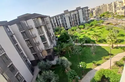 Apartment - 3 Bedrooms - 3 Bathrooms for rent in Madinaty - Cairo