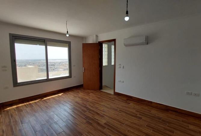 8206281 - Property Image 3