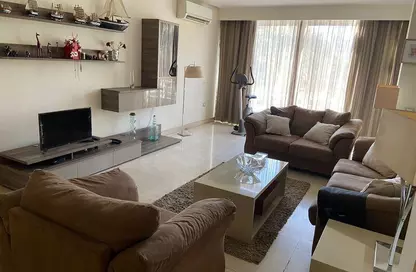 شقة - 3 غرف نوم - 3 حمامات للايجار في شارع بهجت علي (ابن النبيه) - الزمالك - القاهرة