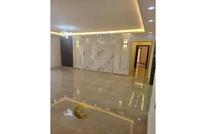 Apartment - 3 Bedrooms - 2 Bathrooms for sale in Al Khamayel city - Sheikh Zayed Compounds - Sheikh Zayed City - Giza