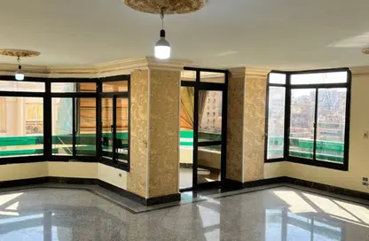 Apartment - 3 Bedrooms - 2 Bathrooms for sale in Hatem Al Tai St. - 1st Zone - Nasr City - Cairo