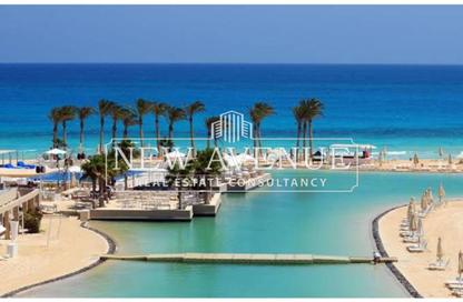 Chalet - 2 Bedrooms - 2 Bathrooms for sale in Hacienda West - Ras Al Hekma - North Coast