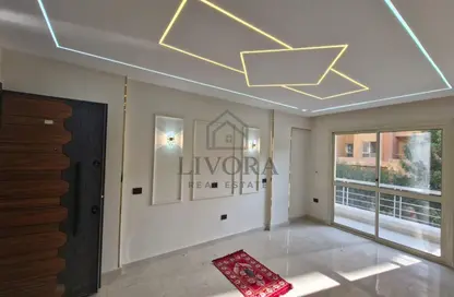 Apartment - 2 Bedrooms - 1 Bathroom for rent in Degla Palms - Al Wahat Road - 6 October City - Giza