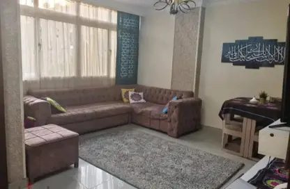 Apartment - 3 Bedrooms - 1 Bathroom for sale in Ismail Al Fangary St. - El Estad - Nasr City - Cairo