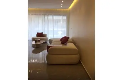 Apartment - 2 Bedrooms - 2 Bathrooms for sale in Lake View Residence - 5th Settlement Compounds - The 5th Settlement - New Cairo City - Cairo
