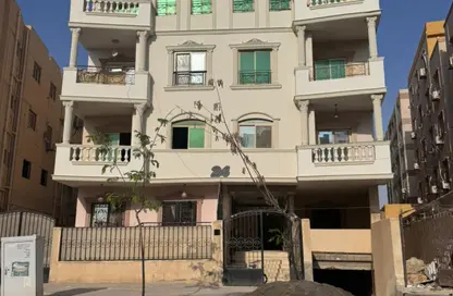 Apartment - 3 Bedrooms - 2 Bathrooms for sale in 1st Neighborhood - 8th Area - Shorouk City - Cairo