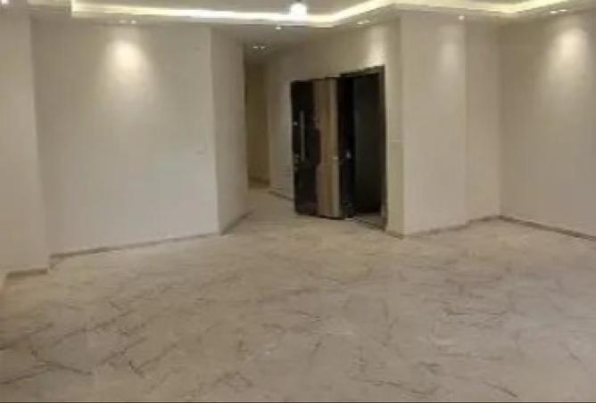 8445811 - Property Image 3