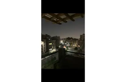 شقة - 3 غرف نوم - 2 حمامات للبيع في شارع الدكتور اسماعيل وهبي - المنطقة العاشرة - مدينة نصر - القاهرة