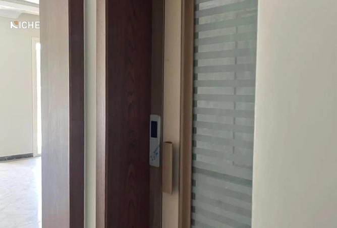 8281095 - Property Image 3