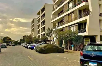Apartment - 2 Bedrooms - 2 Bathrooms for sale in Taj City - 5th Settlement Compounds - The 5th Settlement - New Cairo City - Cairo