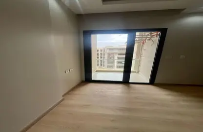 Apartment - 3 Bedrooms - 2 Bathrooms for rent in The Address East - 90 Street - The 5th Settlement - New Cairo City - Cairo