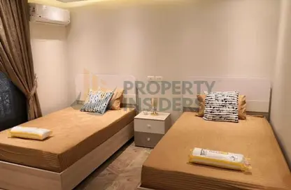 شقة - 4 غرف نوم - 2 حمامات للايجار في شارع لبنان - المهندسين - الجيزة