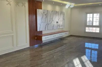 Apartment - 3 Bedrooms - 3 Bathrooms for sale in Al Mohandes Ahmed Kamal Hamdy St. - 16th District - Sheikh Zayed City - Giza