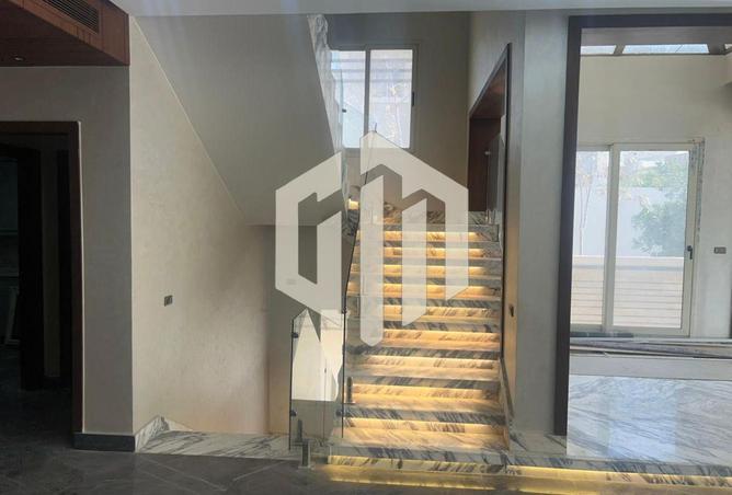 8035504 - Property Image 3