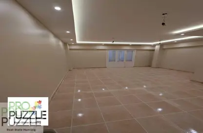 شقة - 2 غرف نوم - 2 حمامات للايجار في قطامية جاردنز - كمبوندات القطامية - القطامية - مدينة القاهرة الجديدة - القاهرة
