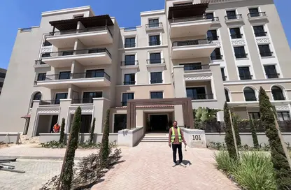 Apartment - 3 Bedrooms - 3 Bathrooms for sale in Village West - Sheikh Zayed Compounds - Sheikh Zayed City - Giza