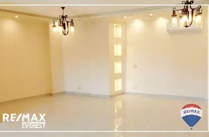 Apartment - 3 Bedrooms - 2 Bathrooms for sale in Touristic Zone 6 - Touristic Zone - Al Motamayez District - 6 October City - Giza