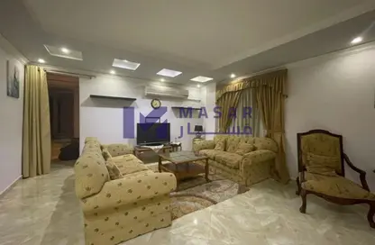Apartment - 3 Bedrooms - 2 Bathrooms for rent in Doctor Ali Mosharafa St. - Al Narges 6 - Al Narges - New Cairo City - Cairo