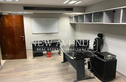 Office Space - Studio - 3 Bathrooms for rent in Cornish El Nile St. - Maadi - Hay El Maadi - Cairo