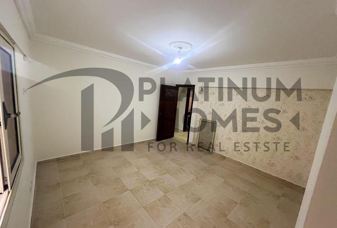 8381807 - Property Image 3